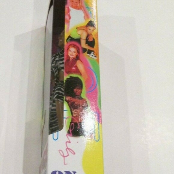 Collectible 90s NWT NIB Vintage Official 1998 SPICE GIRLS TOUR Scary Mel B Doll - Picture 3 of 6